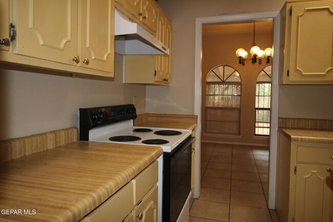 Building Photo - 10711 Ivanhoe Dr