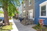 Building Photo - Available Now! 5 Minute Walk From Nats Park- 20 minute walk from Capitol Hill- 3 Bedroom 2.5 Bath...