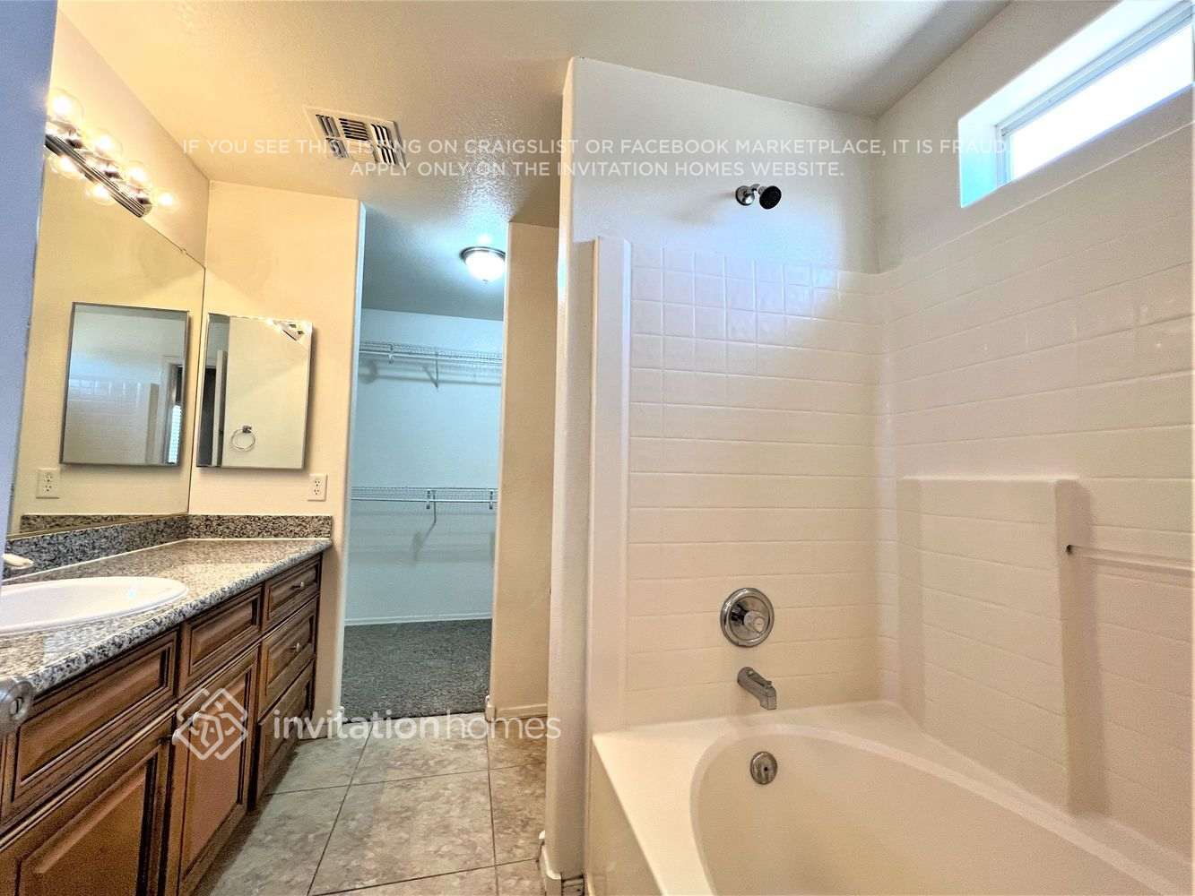 Building Photo - 1057 S Wildrose Cir