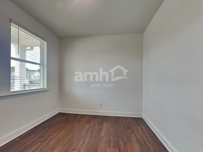 Building Photo - 758 Alcovy Ml Pk