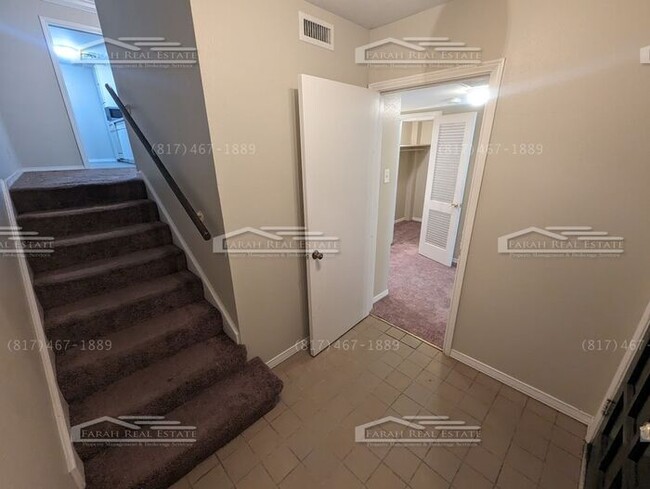 Building Photo - Now Available- One bed, one bath Condo- Gr...