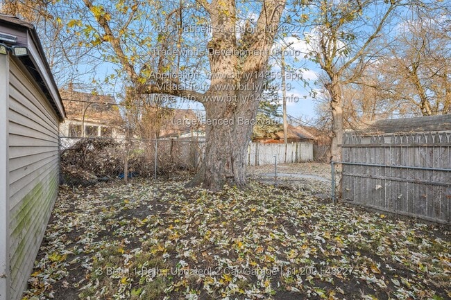 Building Photo - 14859 Hubbell Ave