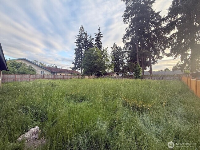 Building Photo - 12202 107th Ave Ct E