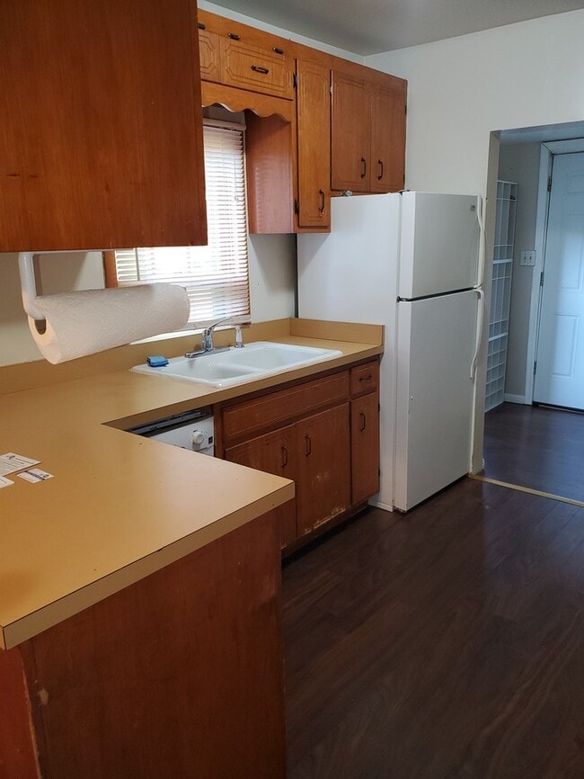 Building Photo - 2820 Stinson Blvd NE