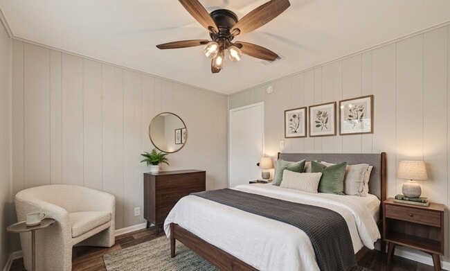 Building Photo - 1203 Bernard Ave