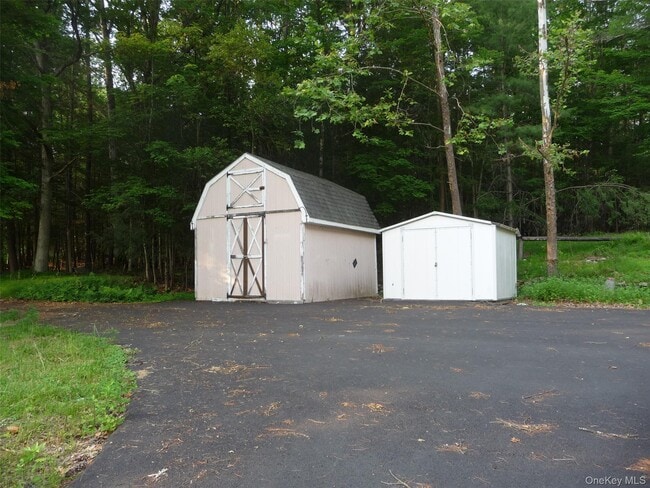 Building Photo - 196 Oakland Valley Rd