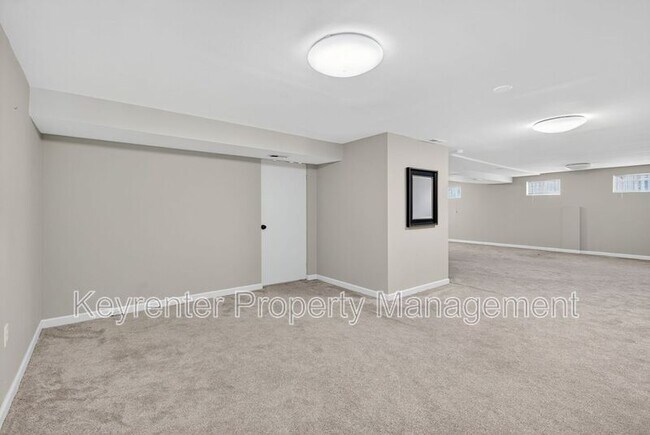 Building Photo - 220 Pheasant Point Blvd