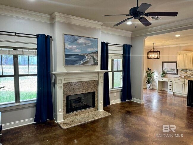 Building Photo - 6991 Carson Ln