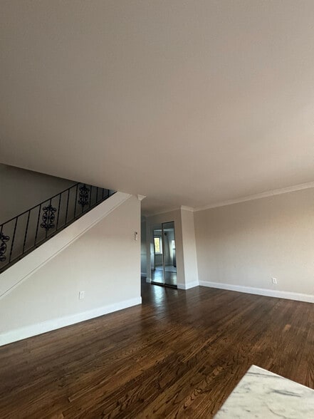 Building Photo - 12425 Dunks Ferry Rd