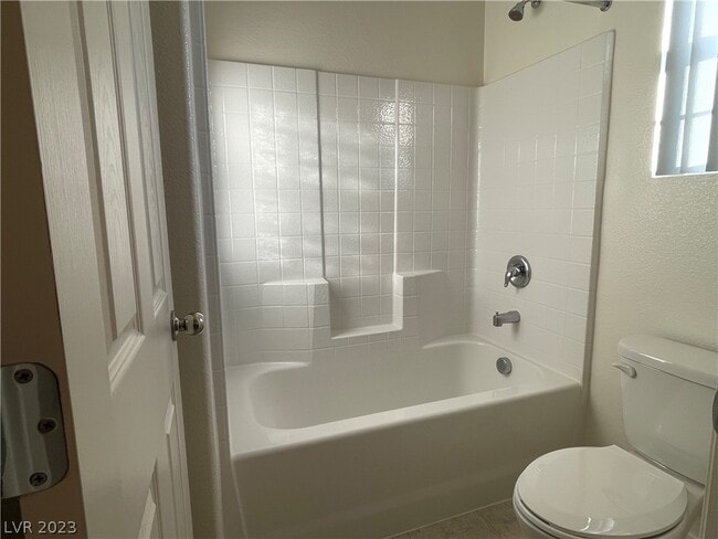 Building Photo - 5577 Pico Ferrera Ct