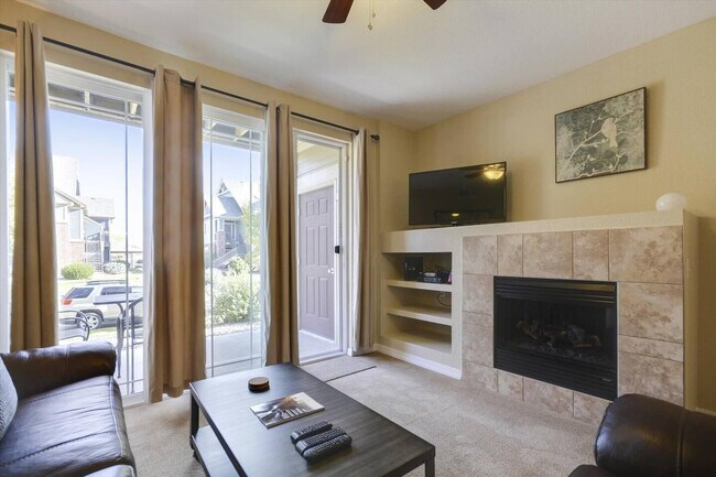 Primary Photo - 204 Illinois Dr