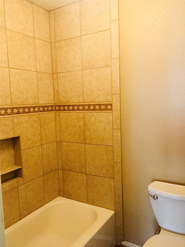 Building Photo - 16406 Moary Firth Dr