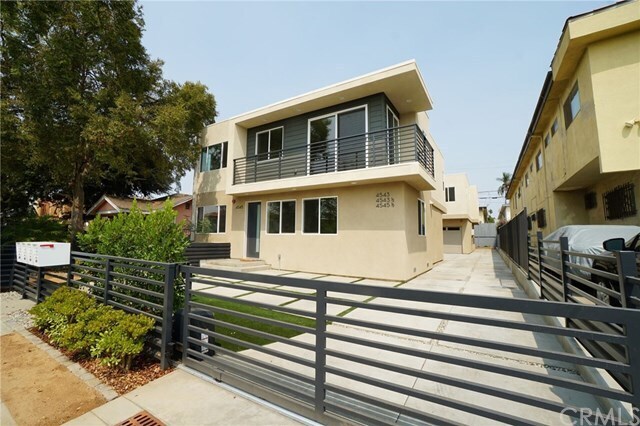 Building Photo - 4543 Saturn St