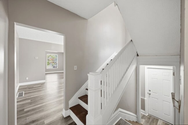 Building Photo - 393 St Clair Ave