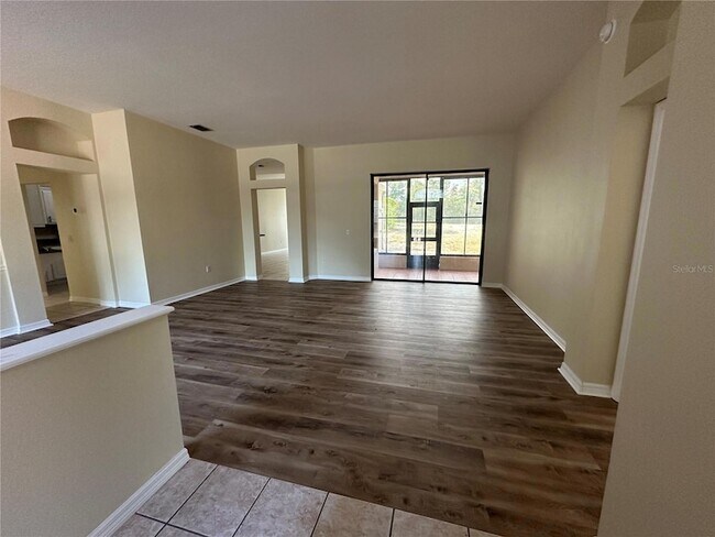 Building Photo - 2988 Howland Blvd