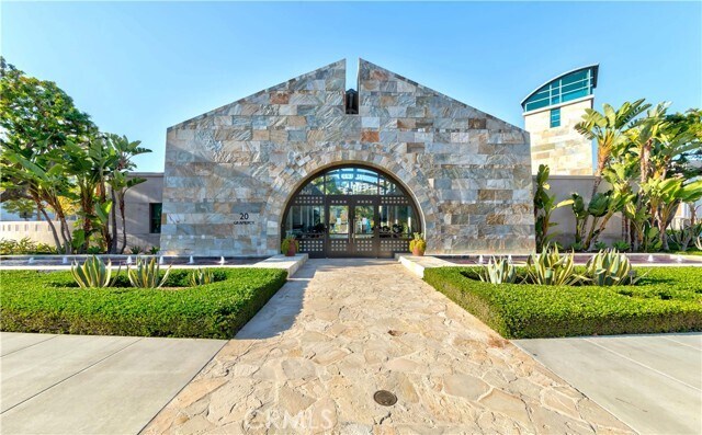 Building Photo - 2207 Rivington