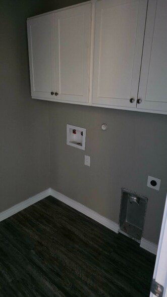 Building Photo - 1231 Rivas St