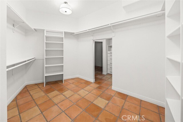 Building Photo - 342 Sheffield Dr
