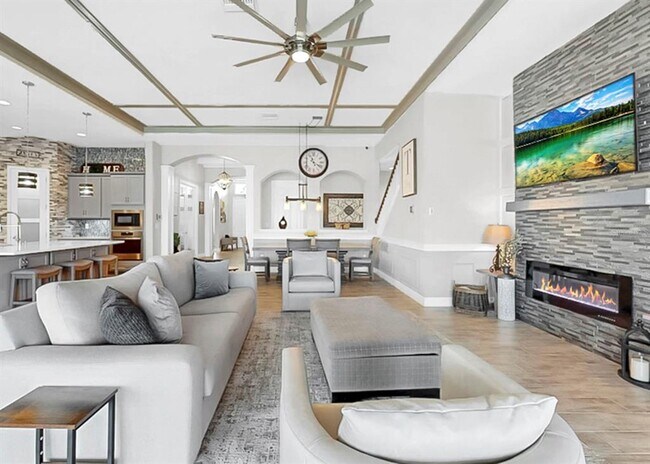 Building Photo - 12845 Satin Lily Dr