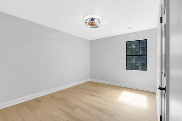 Building Photo - 4161 Windermere Dr