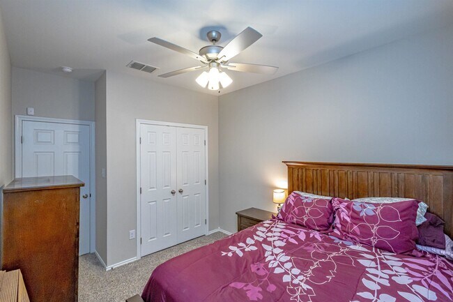 Building Photo - 5414 St Francis Dr