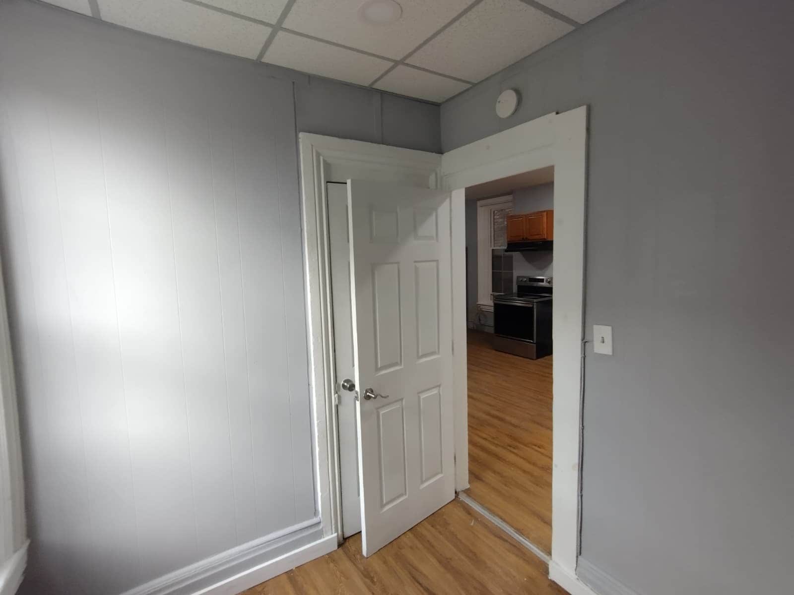 Building Photo - 3159 6th Ave