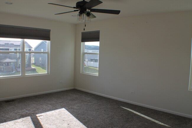 Building Photo - 3759 St James Ct