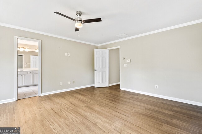 Building Photo - 606 Lofty Ln
