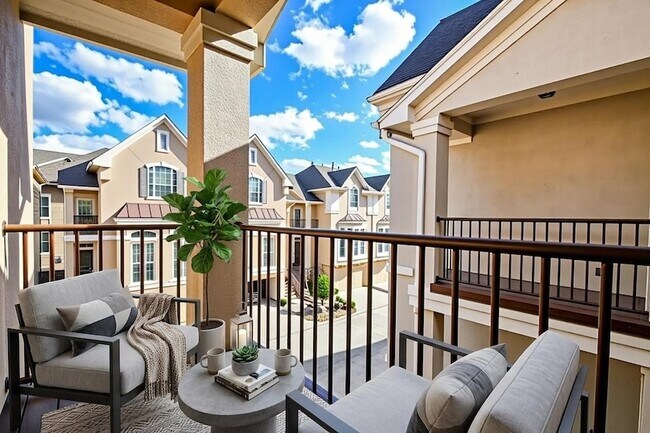 Building Photo - 2135 Stacy Knoll