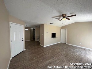 Building Photo - 4014 Colonial Sun Dr