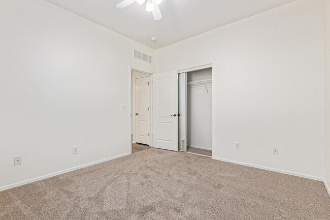 Building Photo - 7407 W Darrow St