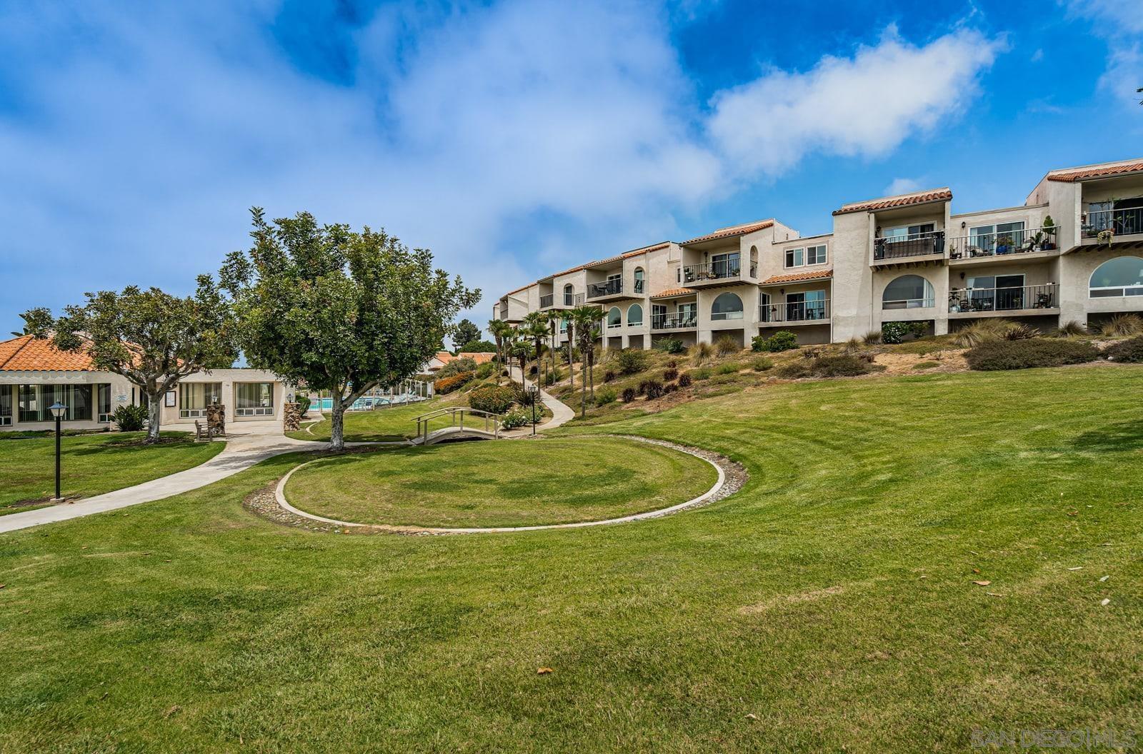 Building Photo - 6701 Paseo del Norte
