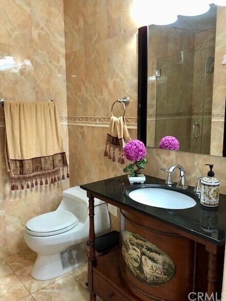 master bed bathroom - 212 N Jackson St