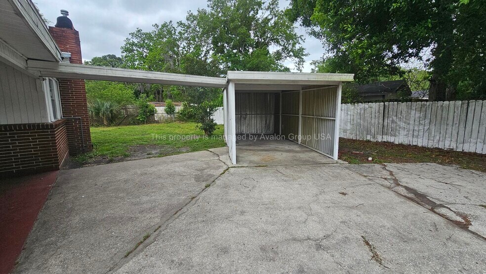 Building Photo - 9504 Evesham Rd