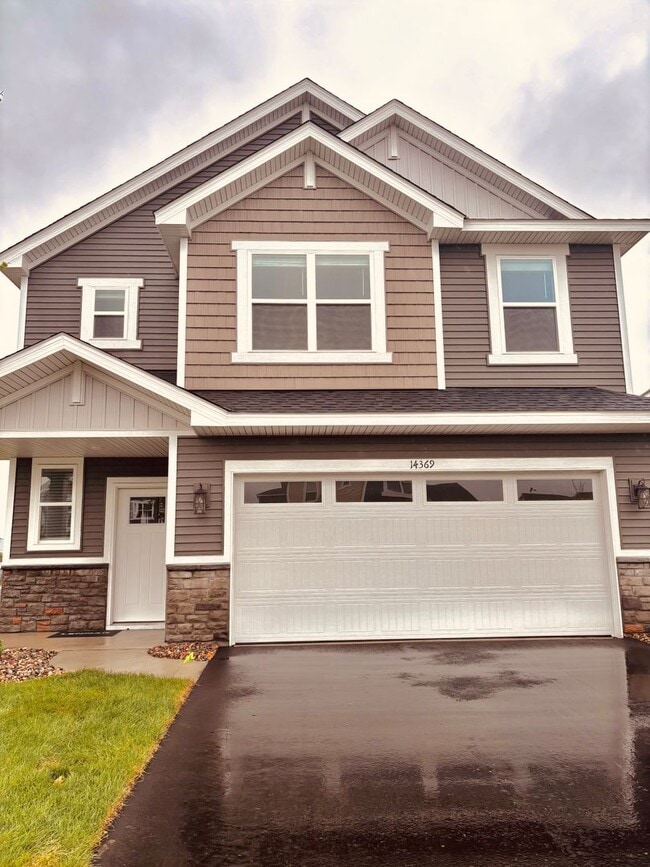 Building Photo - rare brand new construction home for lease...