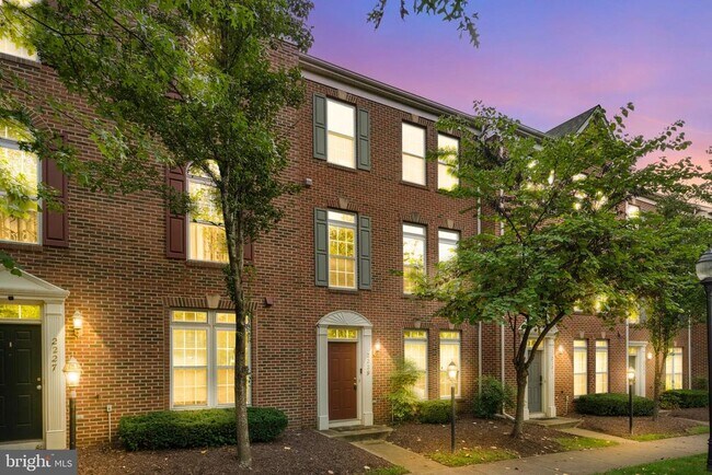 Building Photo - 2229 Potomac Club Pkwy