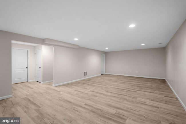 Building Photo - 290 Norland Knoll Dr
