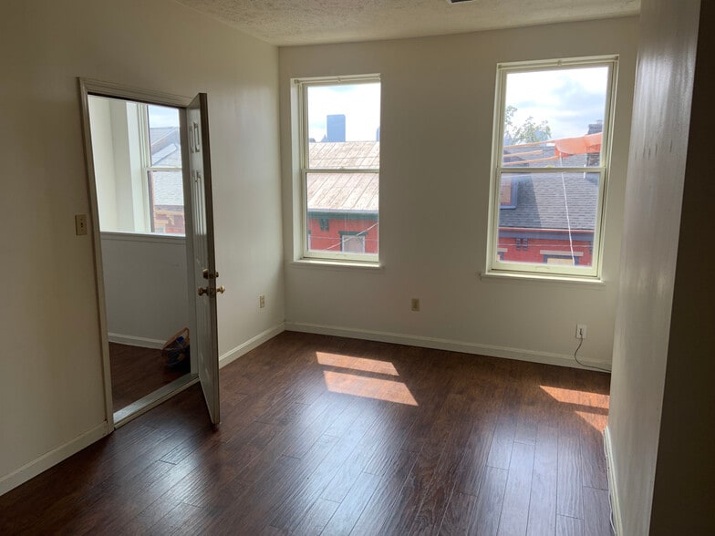 Living Room - 306 Jacksonia St