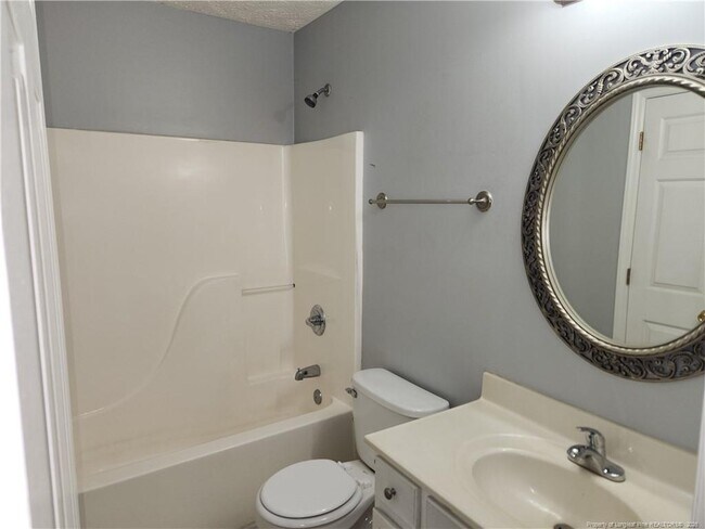 Building Photo - 7720 Redwood Ave