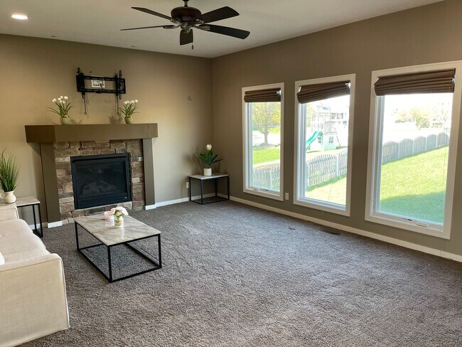 Building Photo - Spacious 4-Bedroom with Office, Drop Zone,...