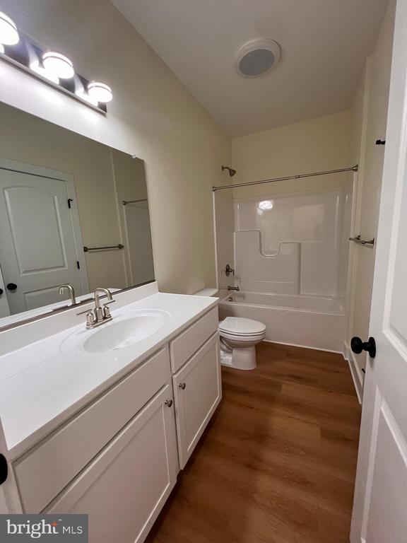 Building Photo - 113 W North St