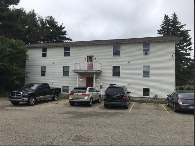 Building Photo - Charming 1 Bed / 1 Bath Ground Floor Unit in the Heart of Allendale