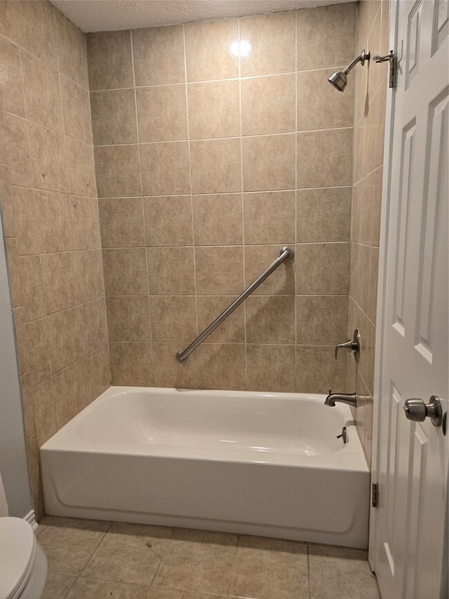 Building Photo - 1503 Ramada Dr