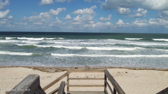 Building Photo - 1725 Harrison St