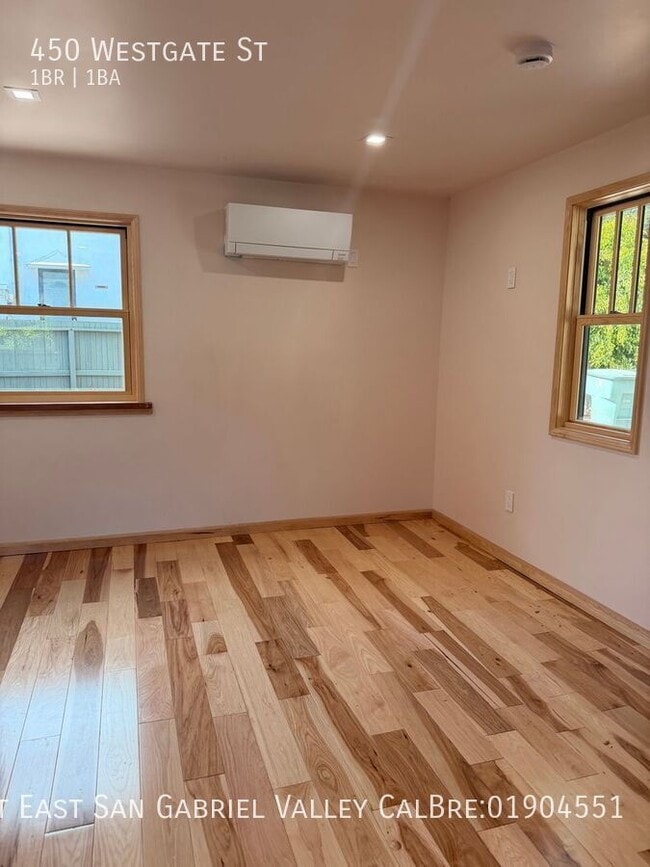 Building Photo - 450 Westgate St