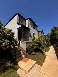Building Photo - 2375 E Amherst Aly