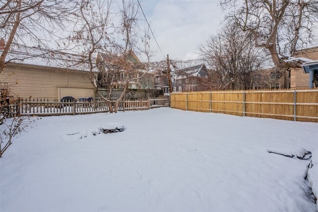 Building Photo - 7 Arlington St