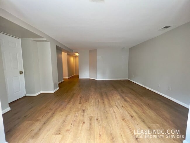 Building Photo - 1532 15th St NW