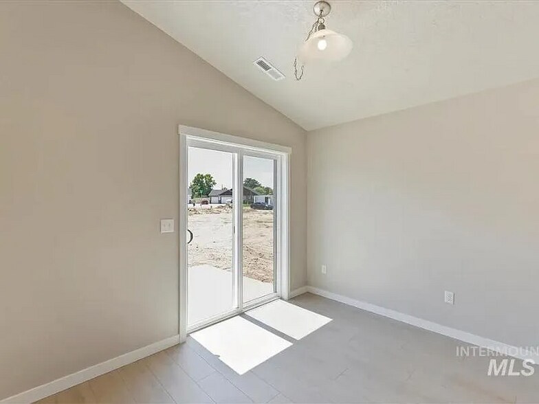 Building Photo - 11407 W Annata St
