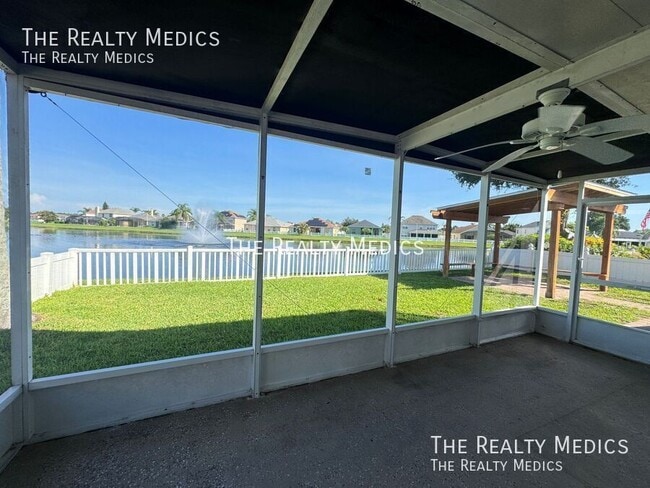 Building Photo - 2719 Crane's Cove Dr